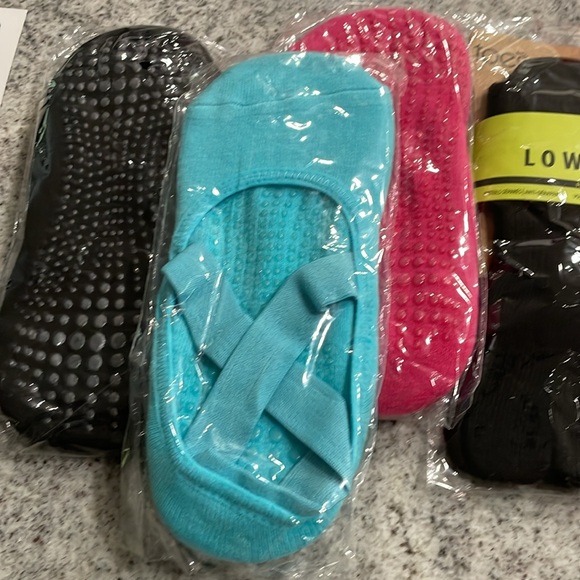 Yoga/Pilates clothing - Picture 7 of 9